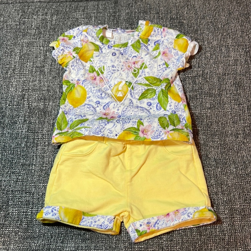 Infant Guess size 0/3 months 2pc Short Set!!!